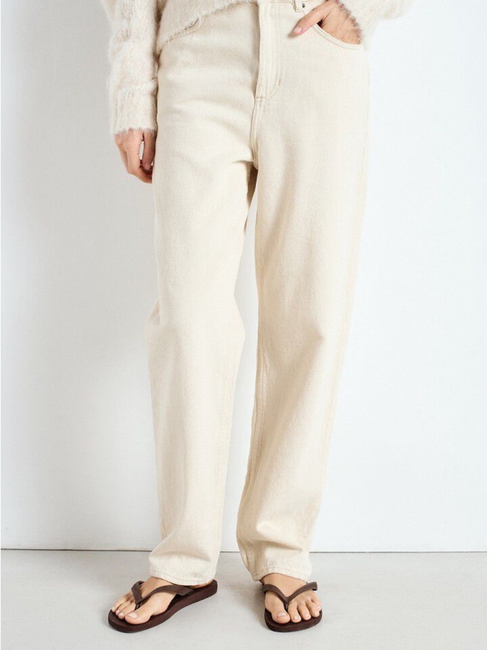 American Vintage Straight-Leg Jeans in Cream
